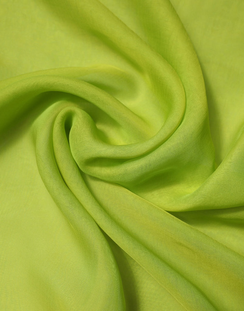 Dolce & Gabbana Green Silk Rectangle Wrap Shawl Neck Warmer Scarf - Beyzy Store - Dolce & Gabbana