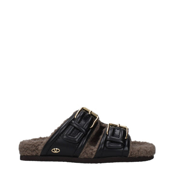 Valentino Garavani Black Leather Slipper - Beyzy Store - Valentino Garavani