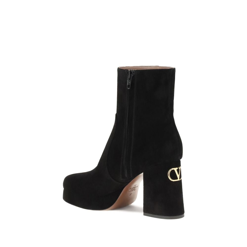 Valentino Garavani Fawcette Ankle Boots - Beyzy Store - Valentino Garavani