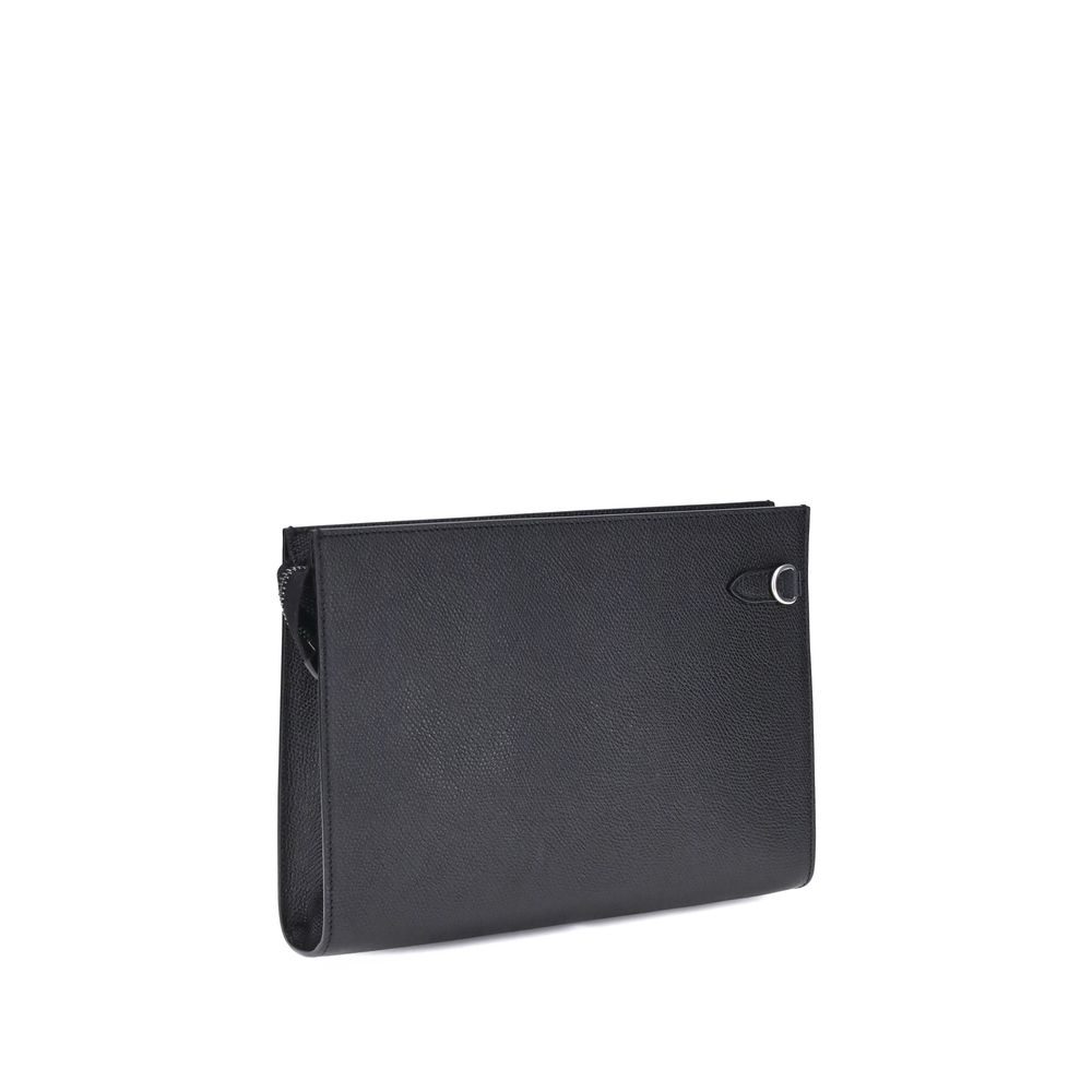 Valentino Garavani Grained leather Pouch - Beyzy Store - Valentino Garavani