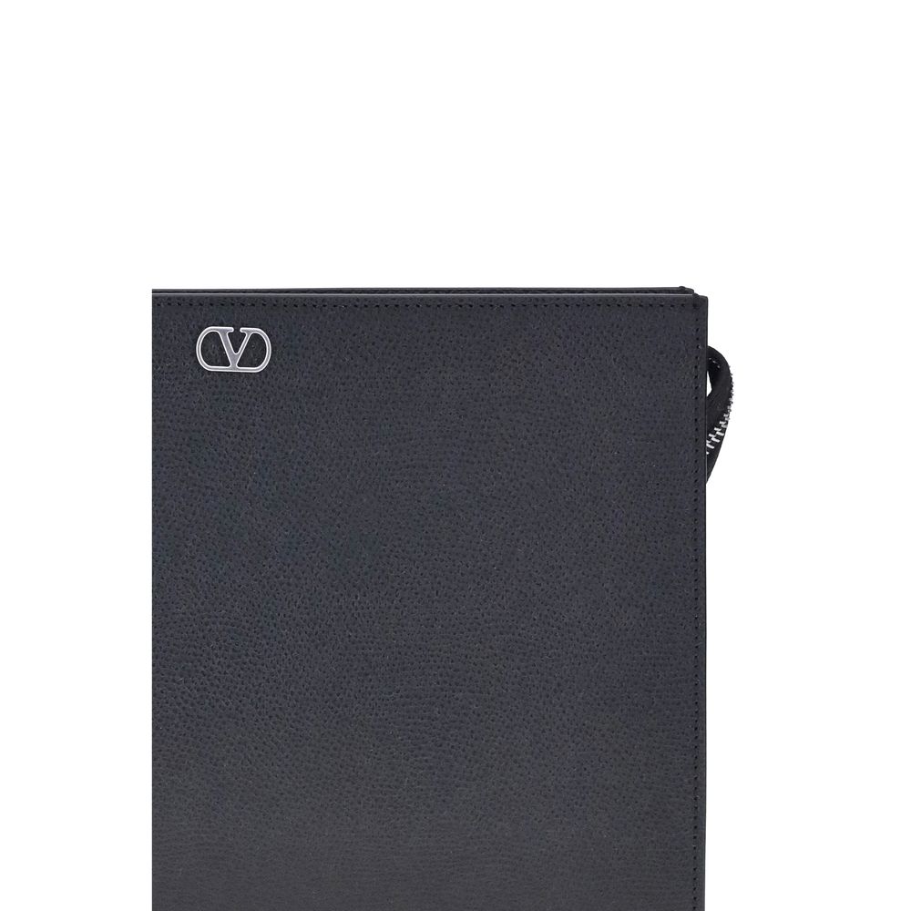 Valentino Garavani Grained leather Pouch - Beyzy Store - Valentino Garavani