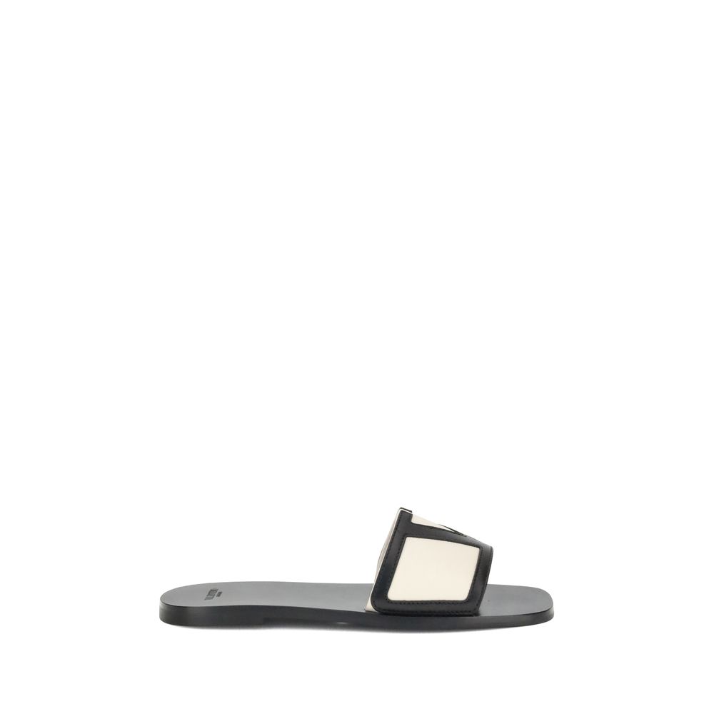 Valentino Garavani Viva Superstar Sandals - Beyzy Store - Valentino Garavani